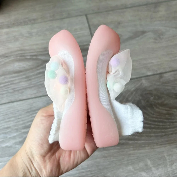 Big Toes Pink Bows NonSlip  Baby Shoe Socks Made in Korea - Picture 10 of 12